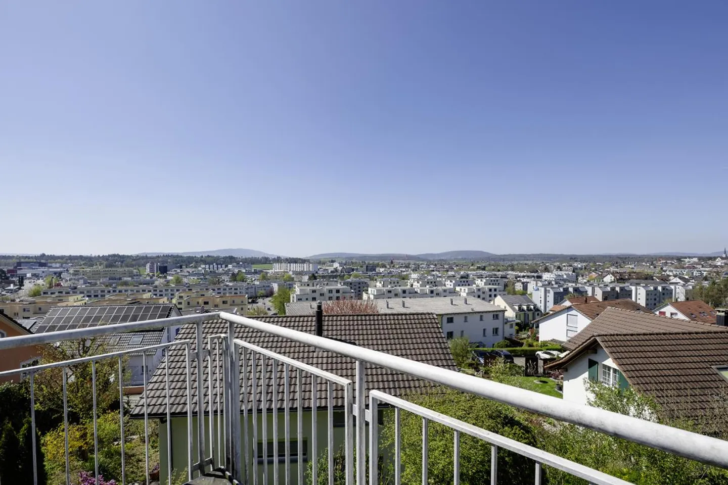 Space for Ideas, Room for Life - Photo 3 of 8