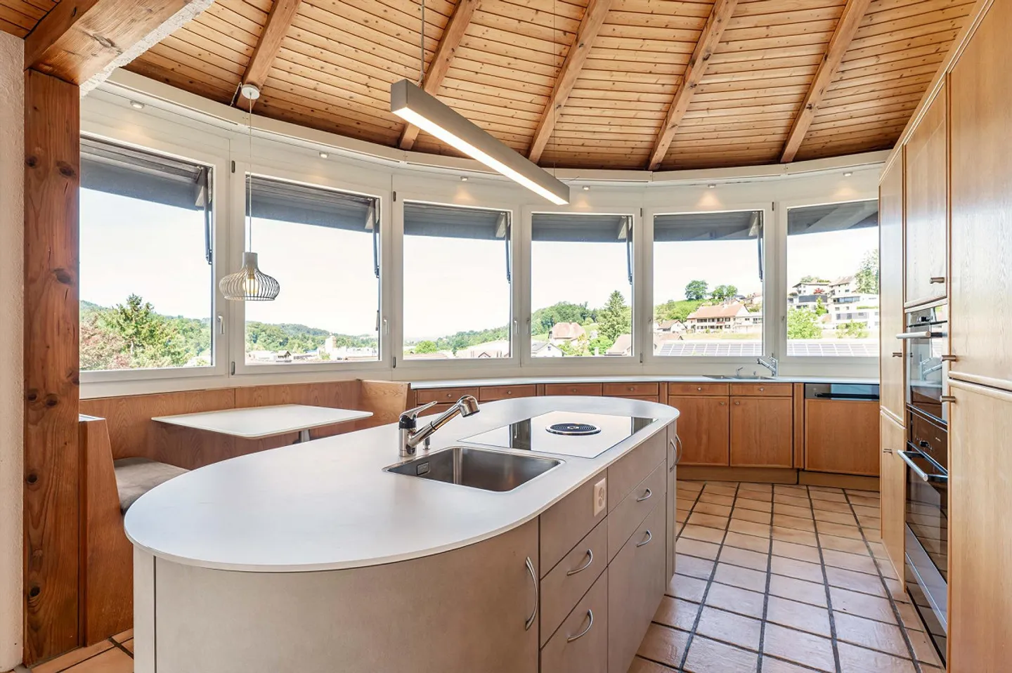 Multigenerational House with Dream View - Photo 4 of 13