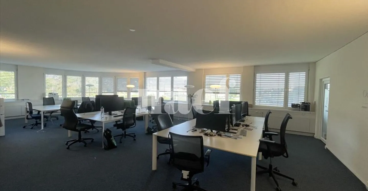 Spazio ufficio in affitto - Foto 9 di 11