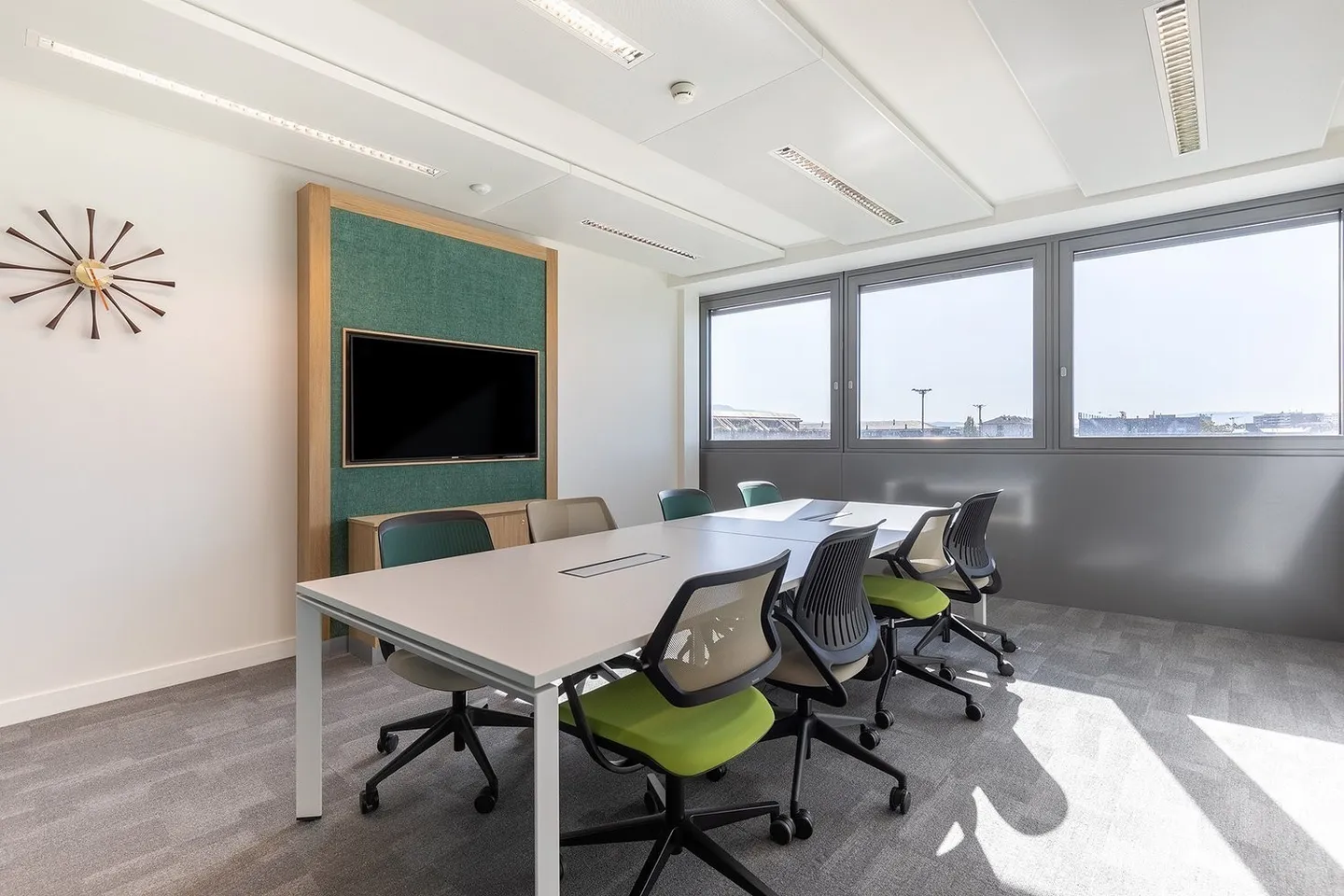 Espace de bureau ouvert pour 10 personnes à Regus Nations - Photo 7 sur 10