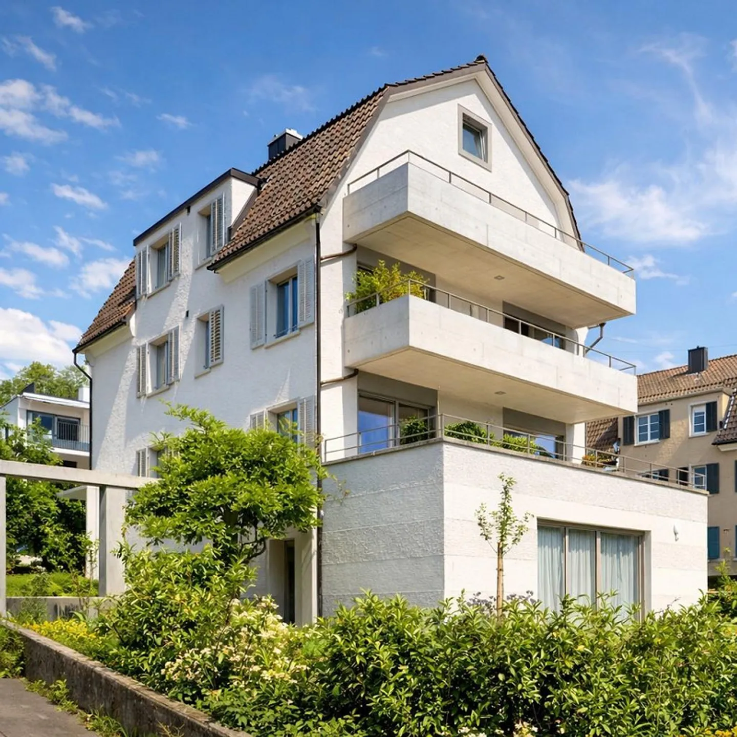 Wohnung mit viel Charme an zentraler Lage in Küsnacht - Foto 1 di 6