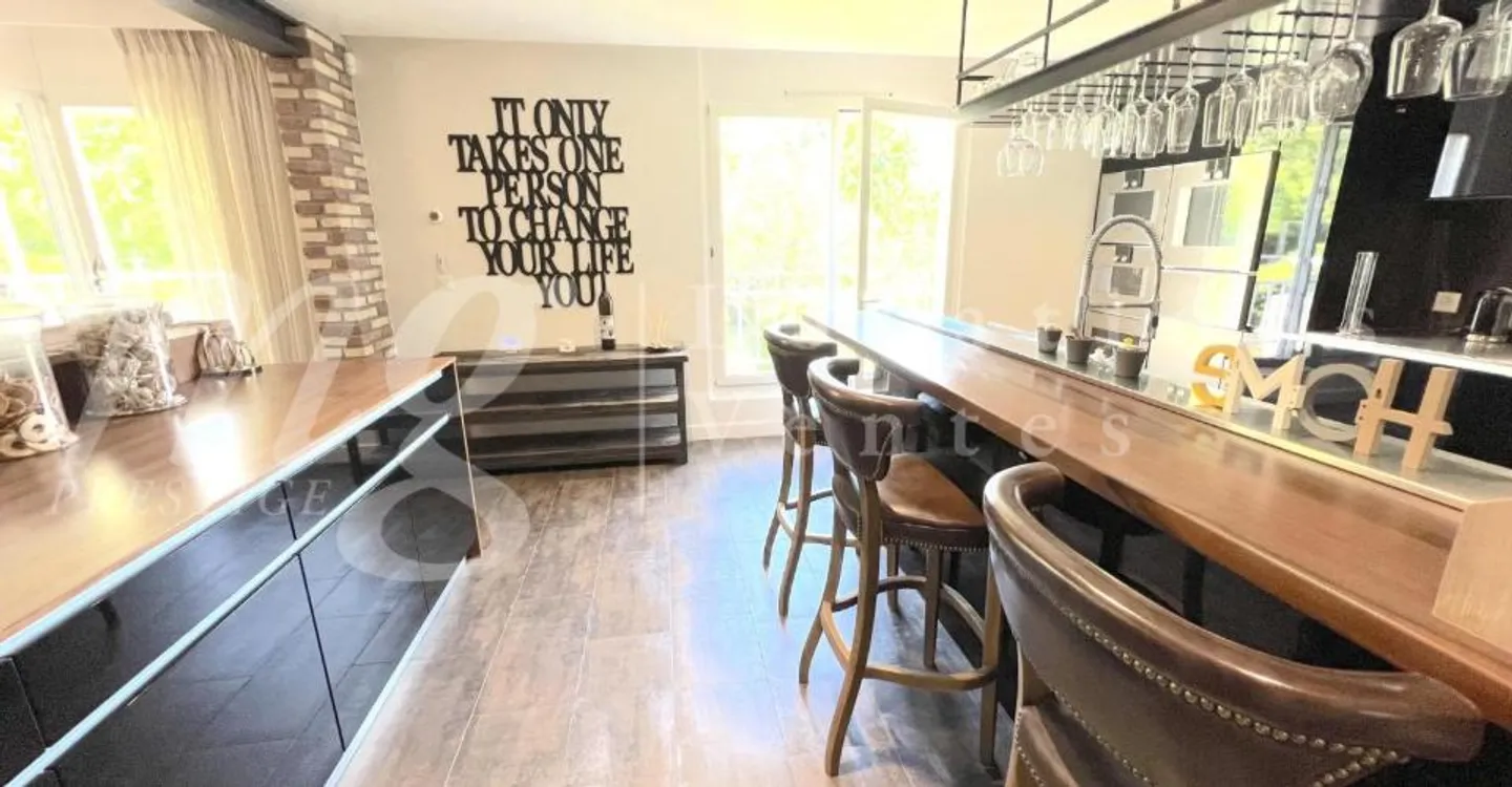 SUPERB 7-ROOM APARTMENT OF 250 m2 WITH LARGE TERRACE - 3 BALCONIES AND UNOBSTRUCTED VIEW - Photo 10 of 13