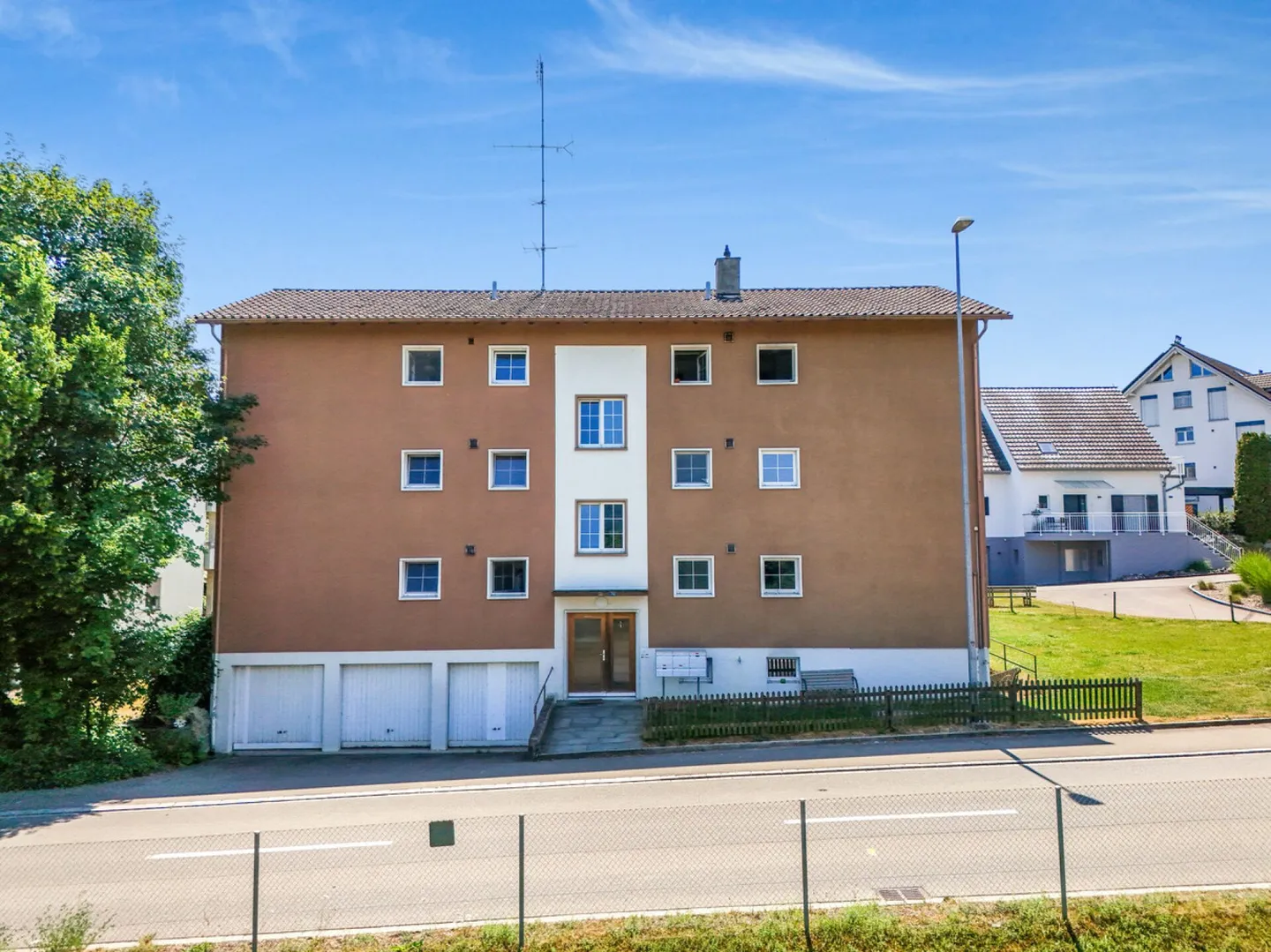 Casa plurifamiliare con 6 appartamenti e potenziale di ampliamento... - Foto 4 di 12