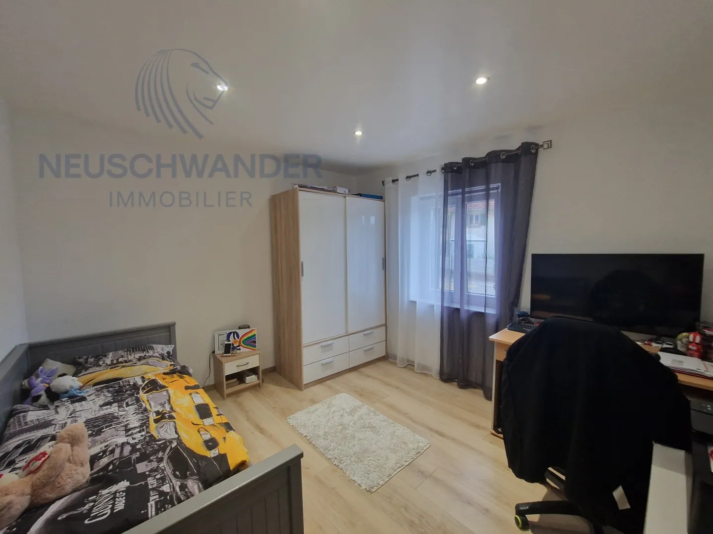 Residential building for sale - Photo 13 of 23