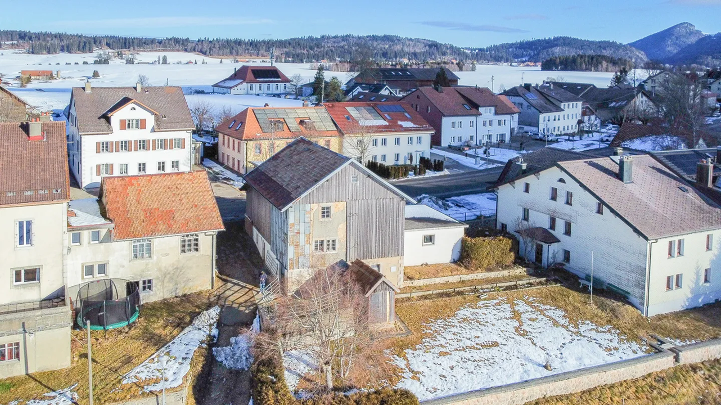 Scheune zu renovieren mit Möglichkeit zur Schaffung mehrerer Wohnungen - Foto 10 von 10