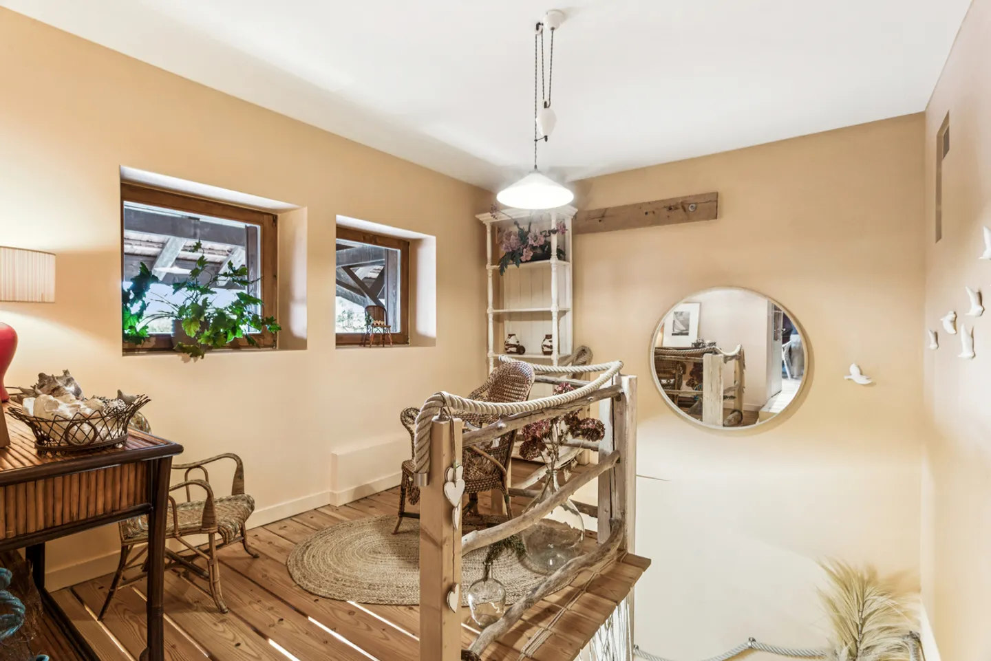 Magnificent renovated farmhouse with a lot of character and close to the lake - Photo 2 of 13