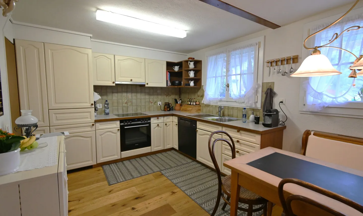 Well-maintained, semi-detached 5-room single-family house - Photo 6 of 16
