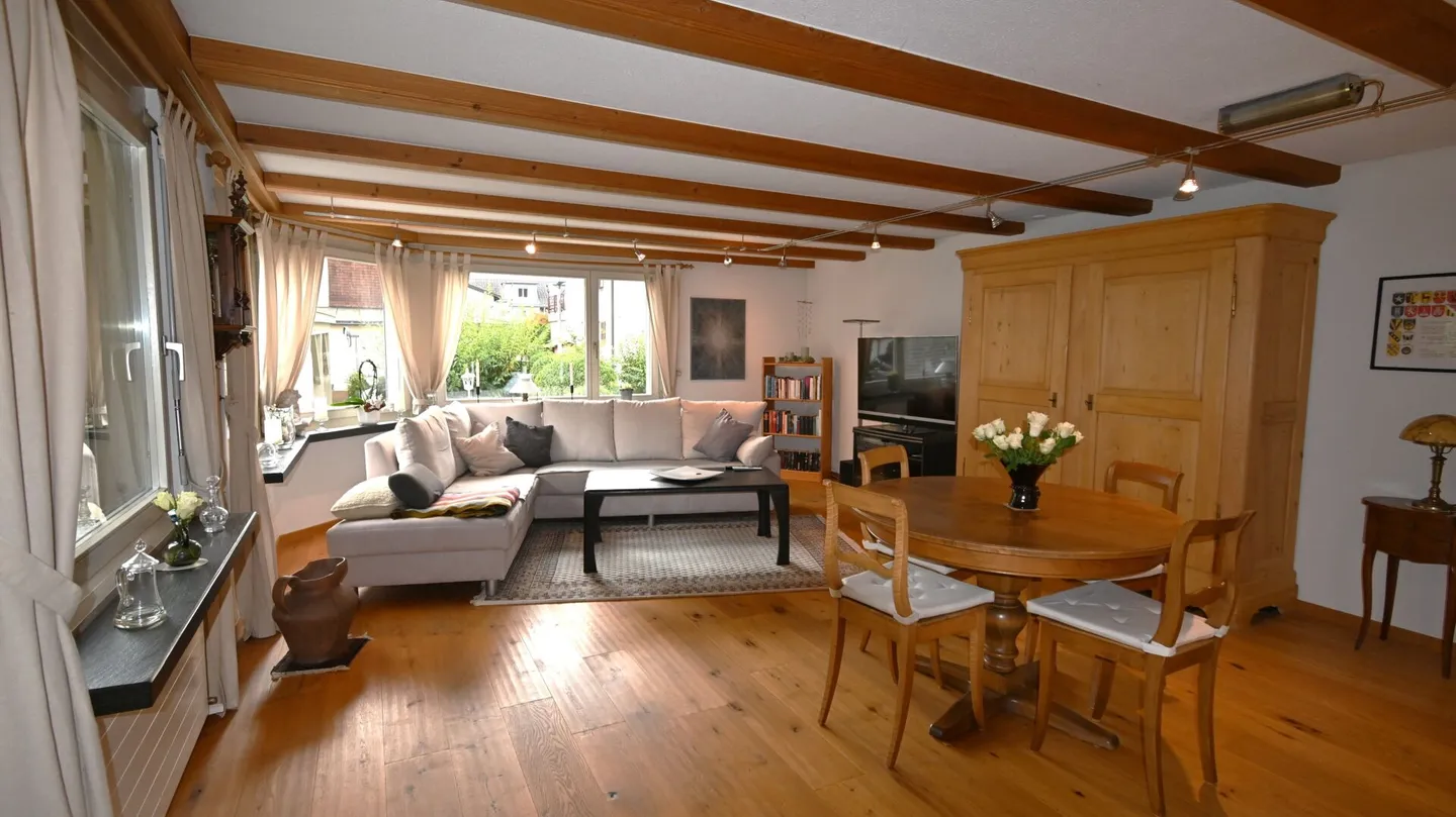 Well-maintained, semi-detached 5-room single-family house - Photo 8 of 16