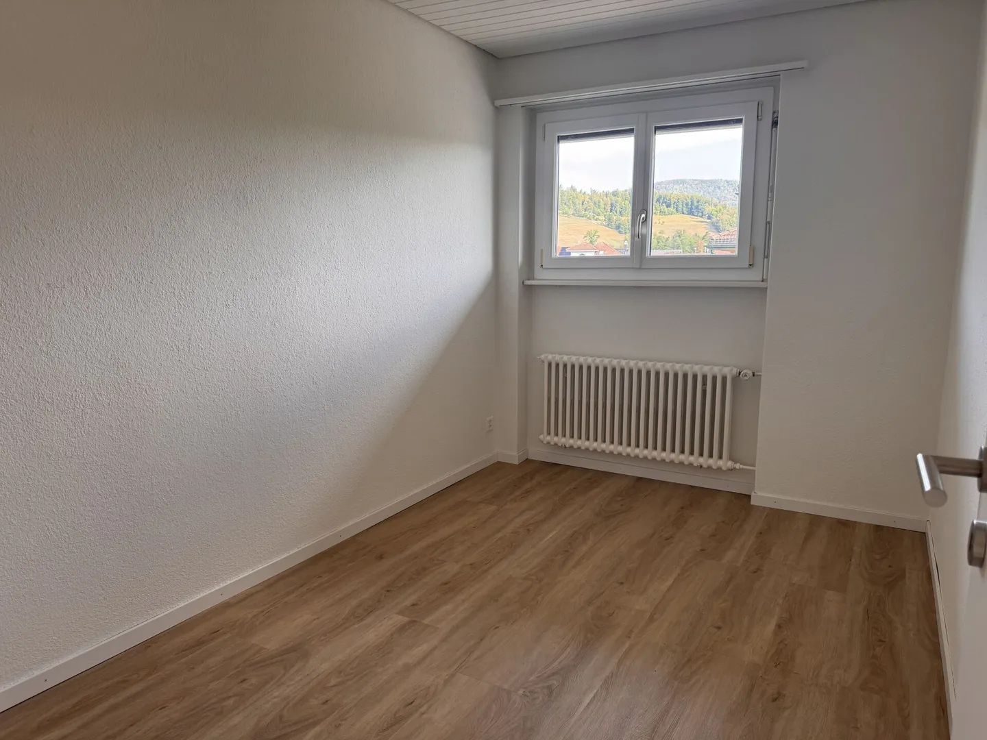 Renovierte Wohnung mit Balkon - Foto 5 von 10