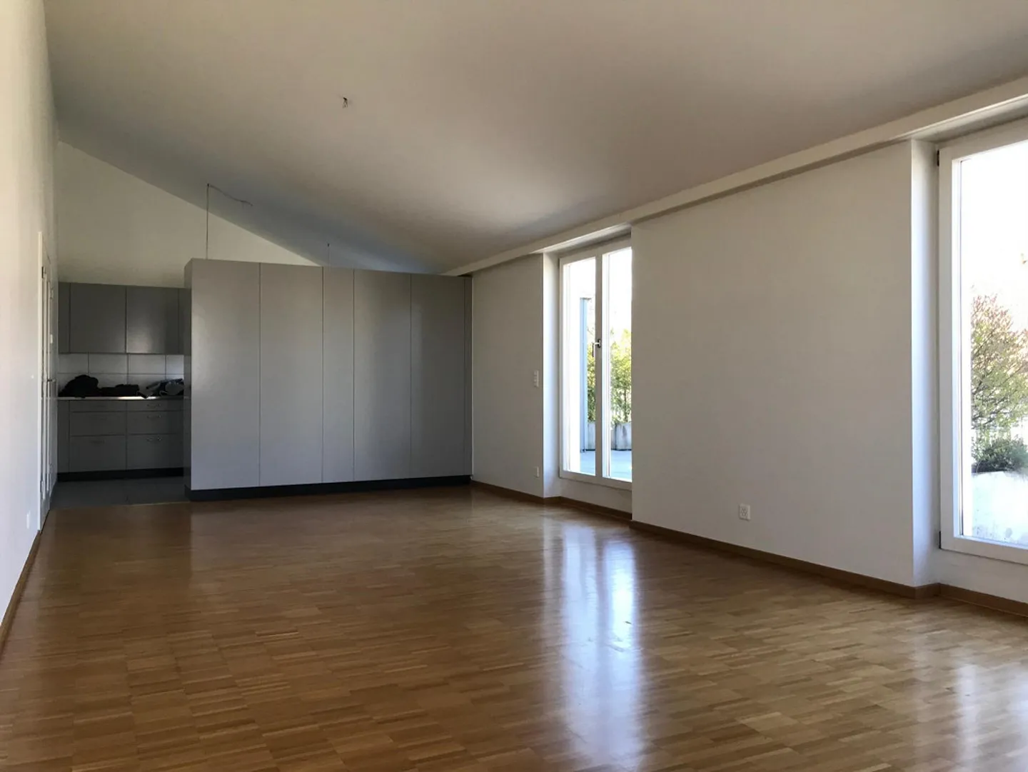 Moderne Dachwohnung in Therwil - Foto 5 von 15