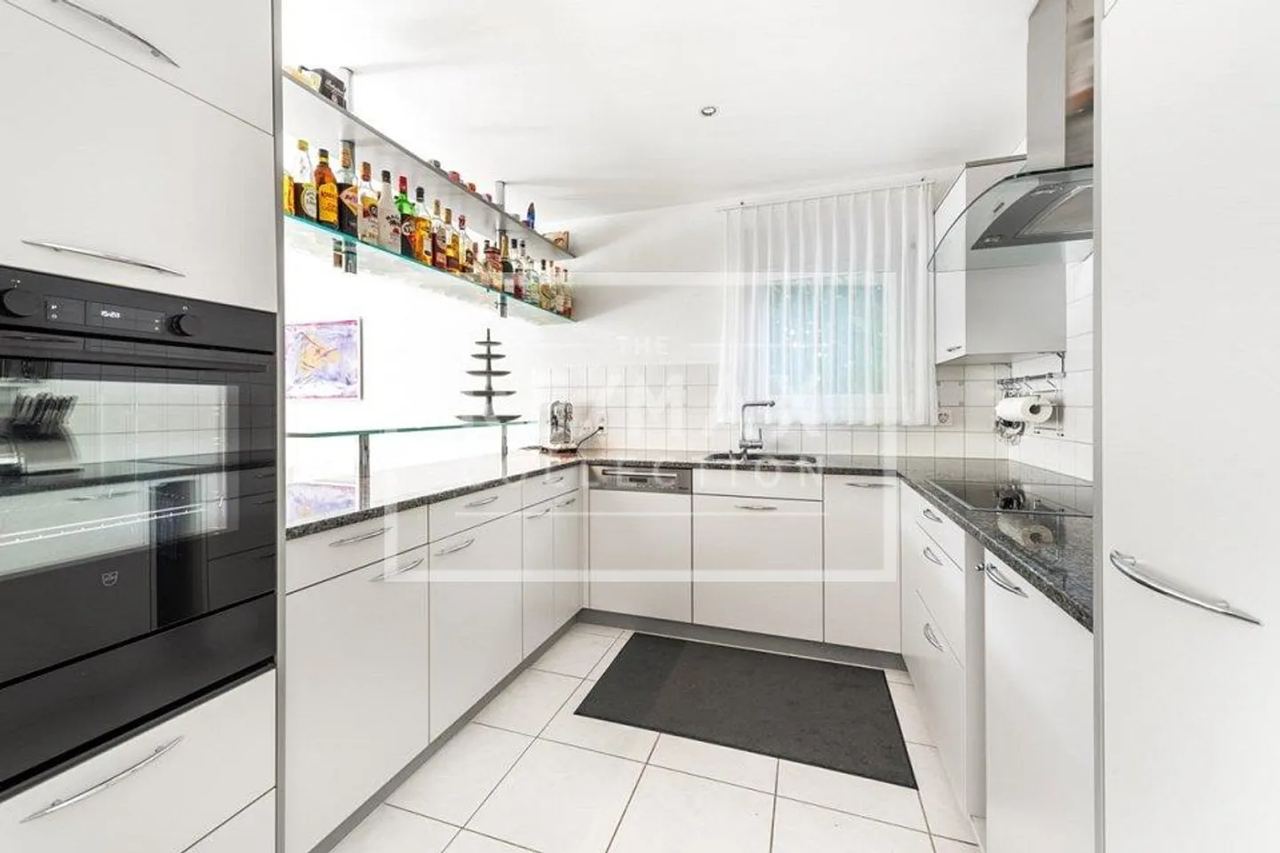 Your new family oasis - Well-maintained 6½-room single-family house with... - Photo 11 of 13