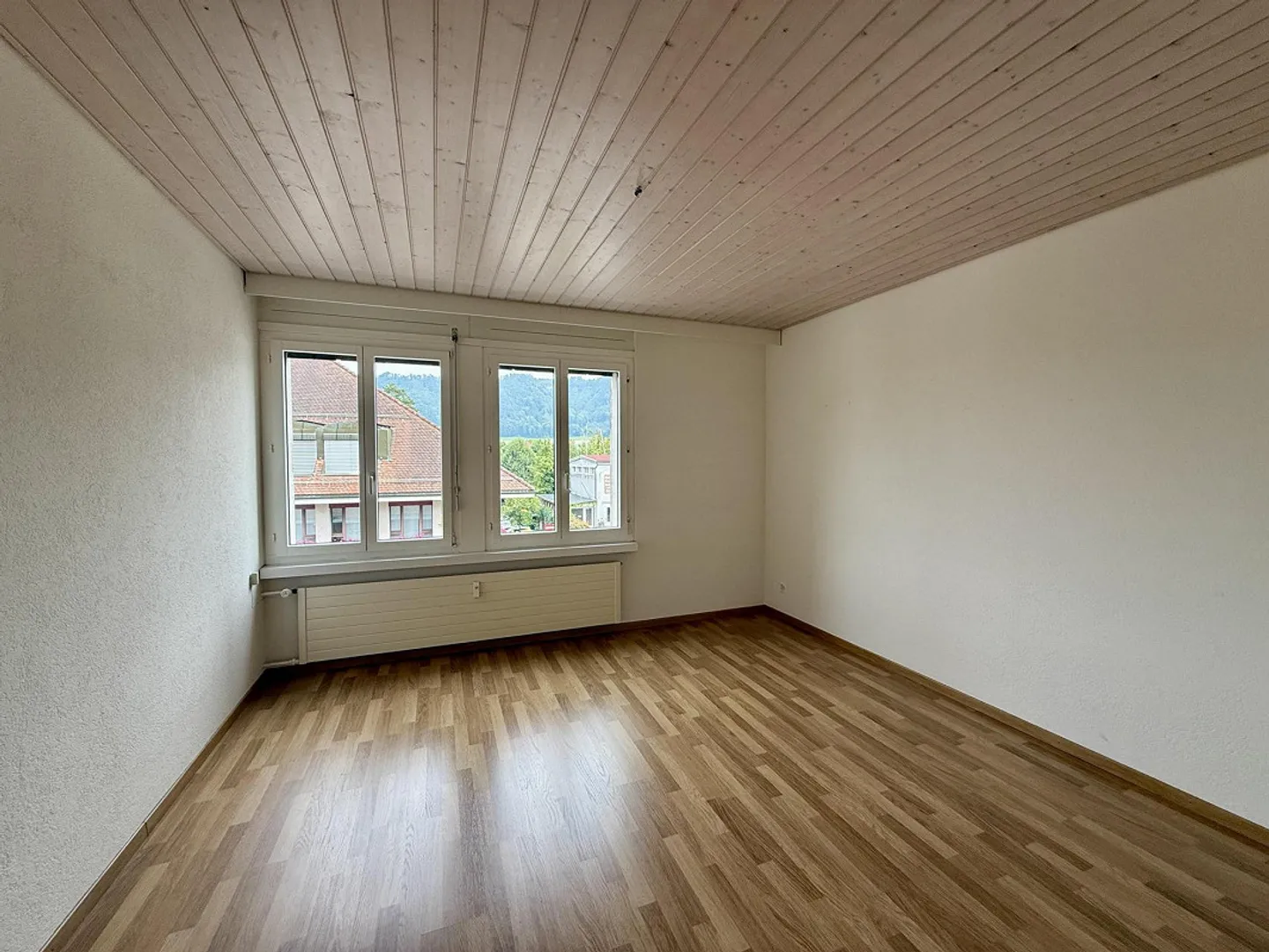 3.5 Room Apartment in Belp - Photo 4 of 10