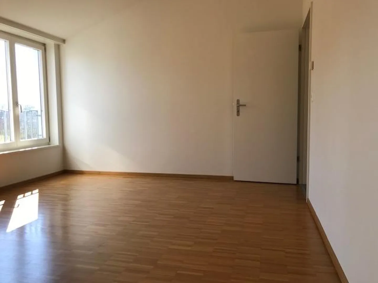 Moderne Dachwohnung in Therwil - Foto 10 von 15