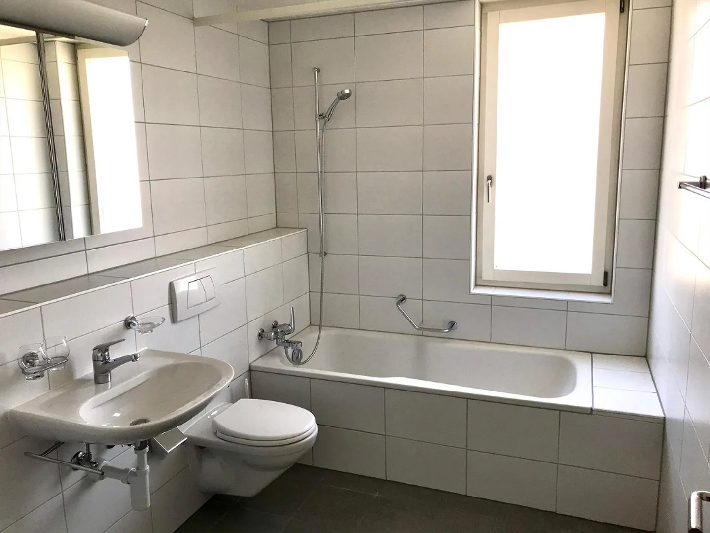 Moderne Dachwohnung in Therwil - Foto 6 von 15