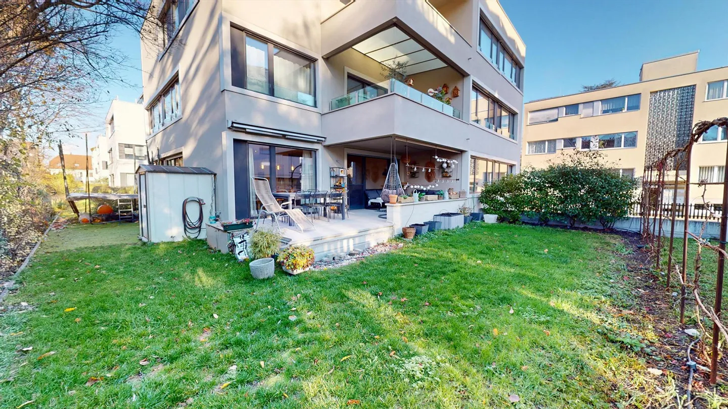 Spacious 5.5-room garden apartment in a quiet location - Photo 1 of 13