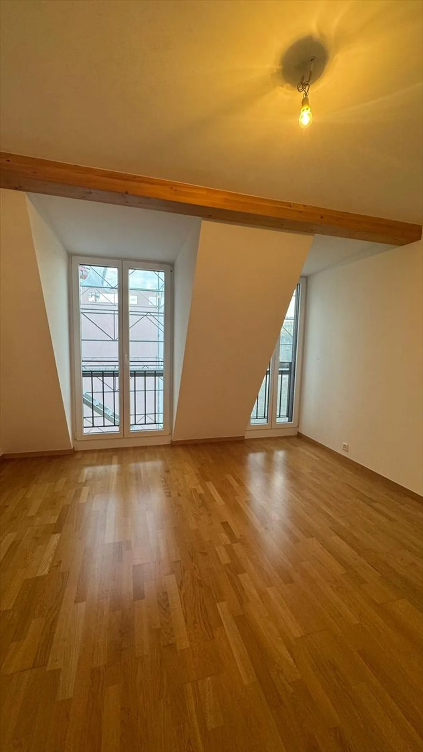 Bell'appartamento di 4 stanze al 7° e ultimo piano - Foto 2 di 8