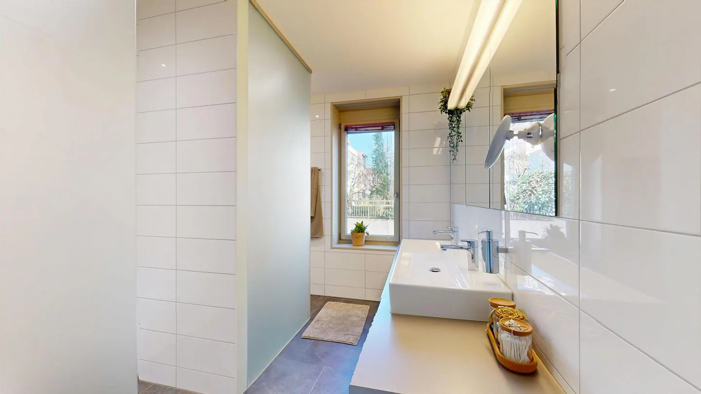 Spacious 5.5-room garden apartment in a quiet location - Photo 8 of 13