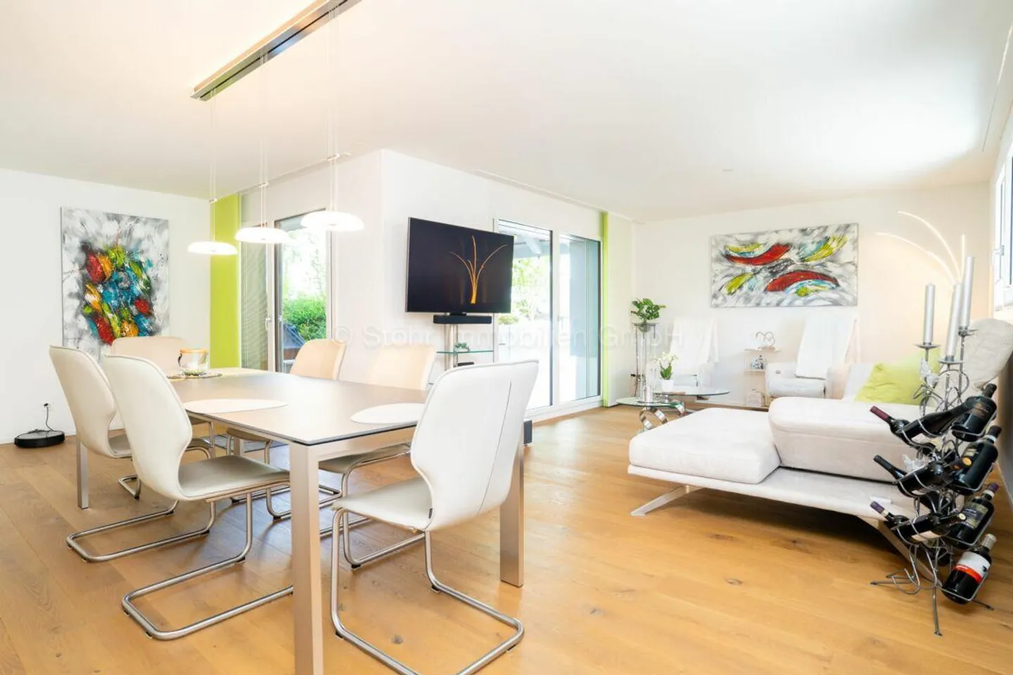 Family-friendly 4.5-room semi-detached house in a well-maintained development - Photo 4 of 27
