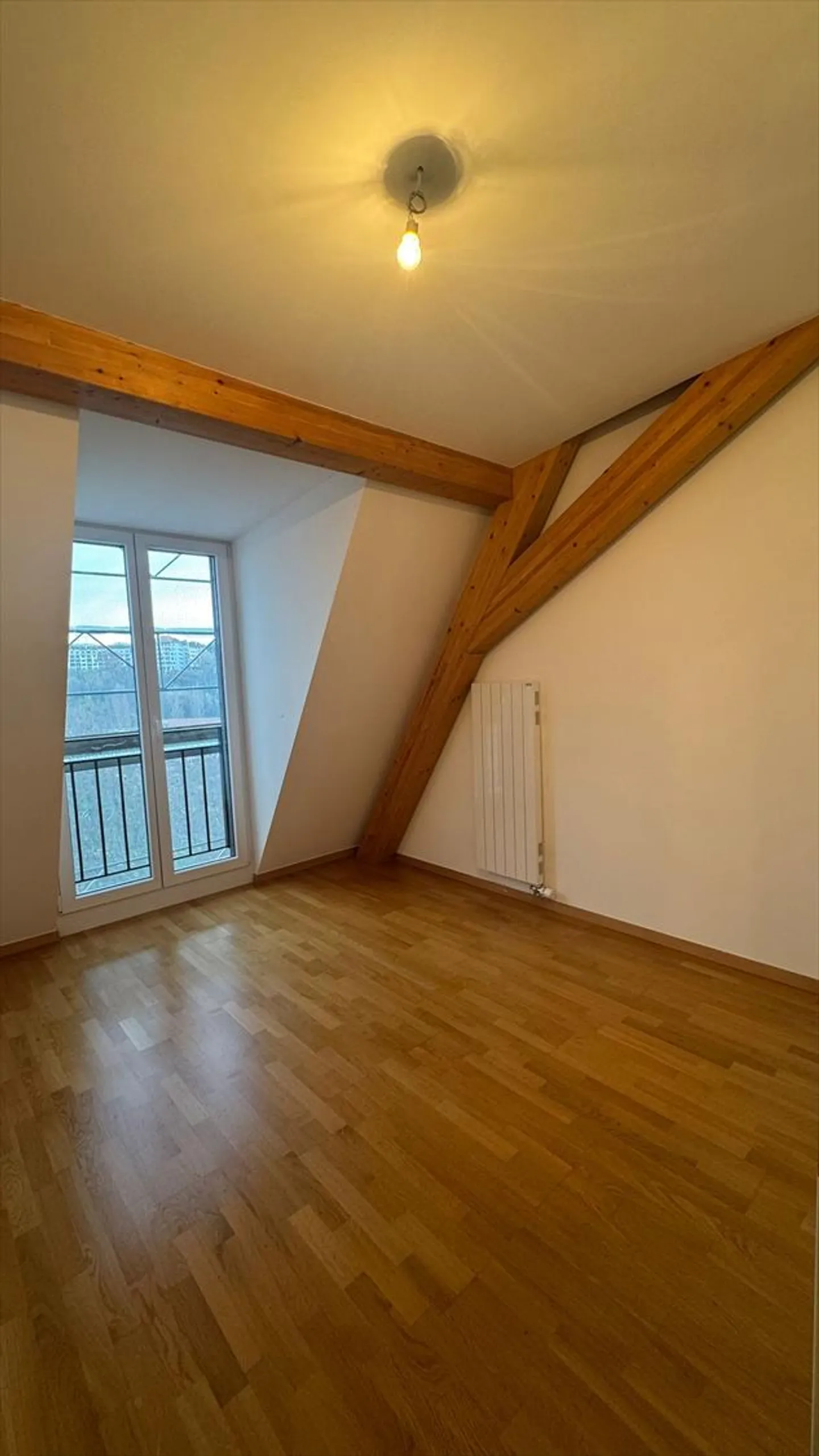 Bell'appartamento di 4 stanze al 7° e ultimo piano - Foto 6 di 8