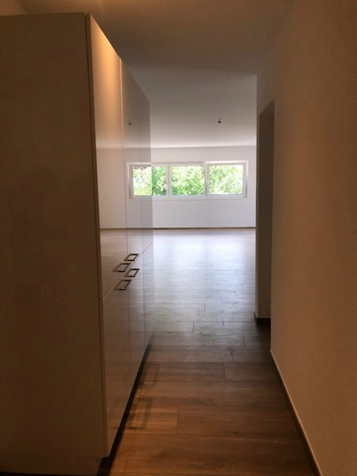 Zu verkaufen - Schöne 4.5 Zimmerwohnung mit grosser Terrasse in Tavannes - Foto 8 von 14