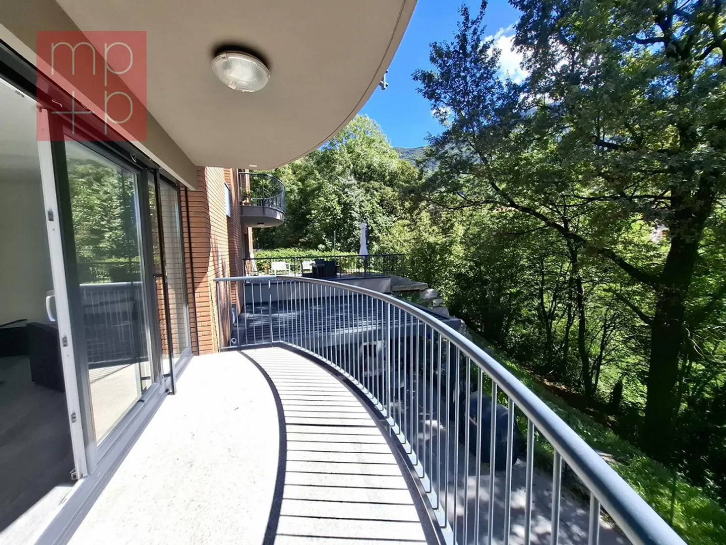 Appartement - Cadro - Photo 2 sur 8