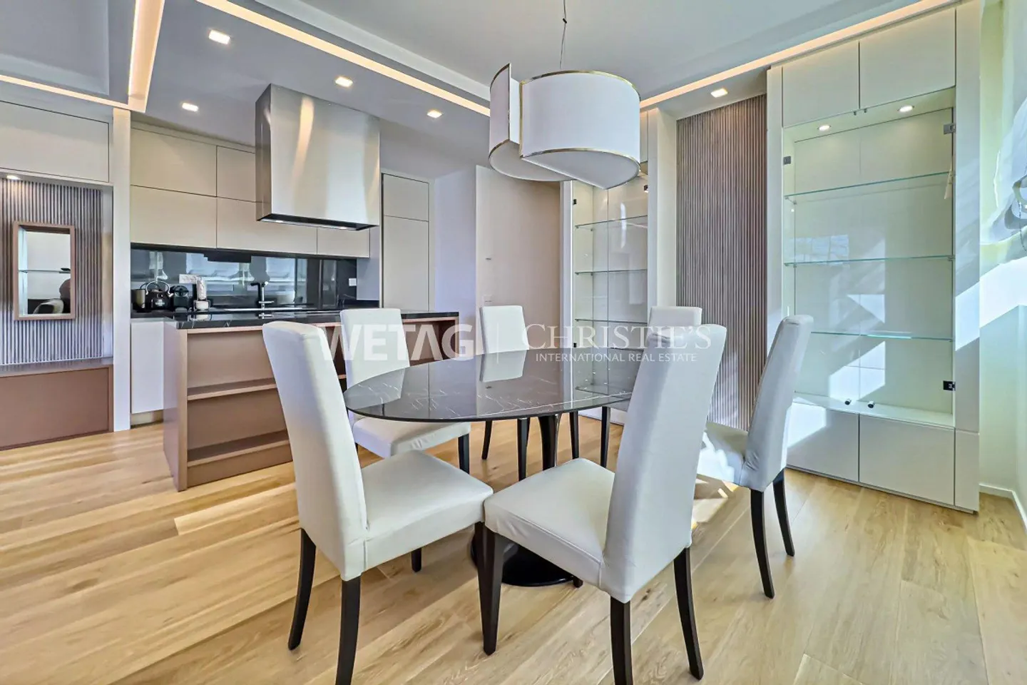 Lugano-Muzzano : Appartement 3.5 pièces élégant meublé avec accès direct au lac de Lugano à louer - Photo 4 sur 11