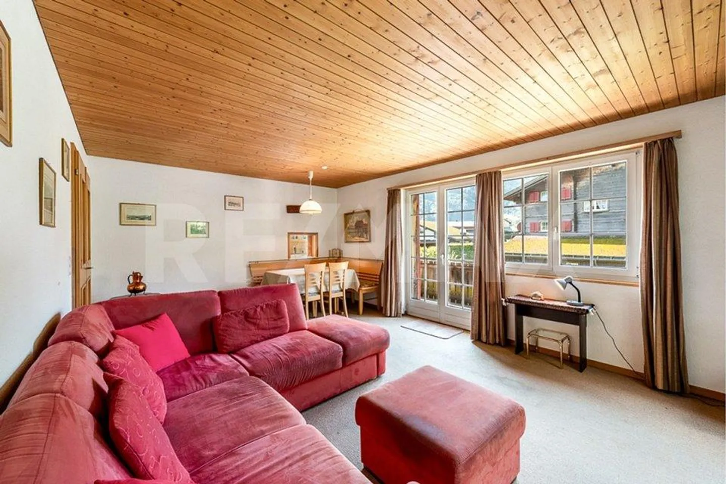 Maison individuelle de 6½ pièces avec un terrain généreux - Photo 4 sur 13