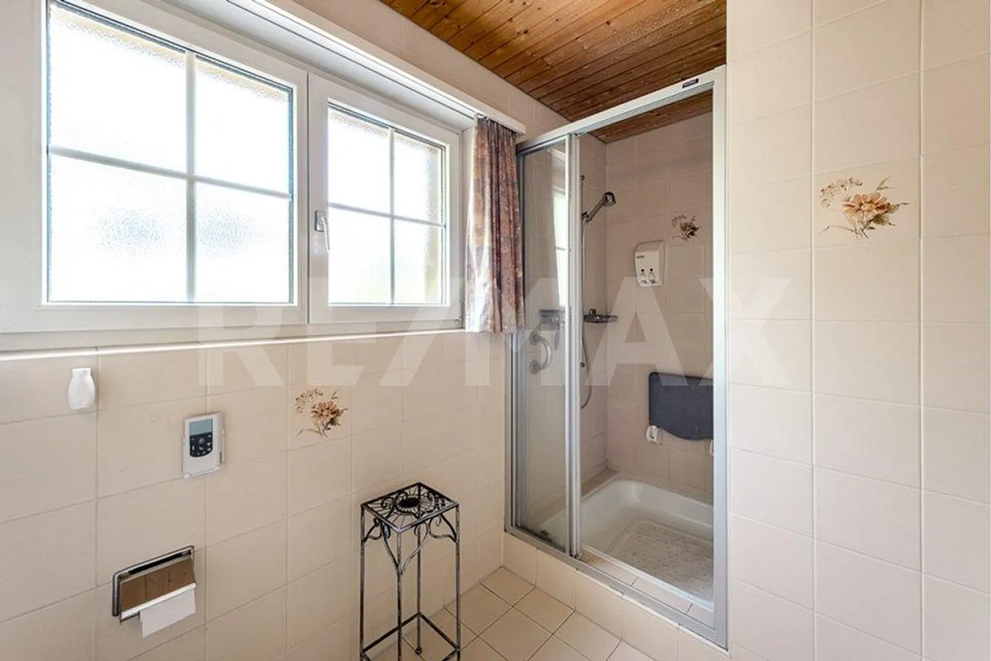Maison individuelle de 6½ pièces avec un terrain généreux - Photo 7 sur 13