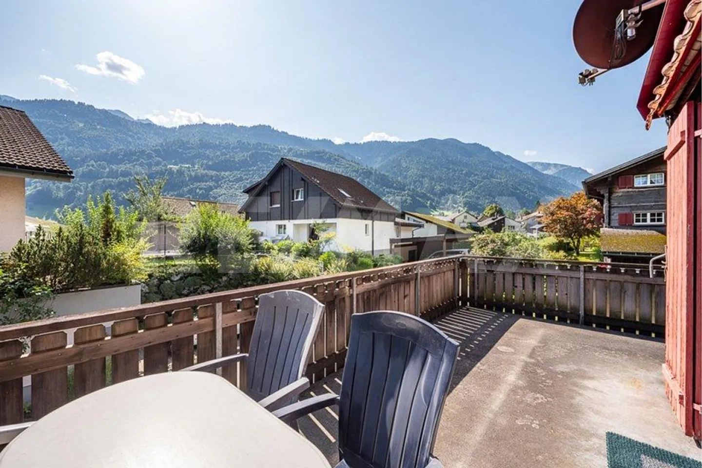 Maison individuelle de 6½ pièces avec un terrain généreux - Photo 9 sur 13