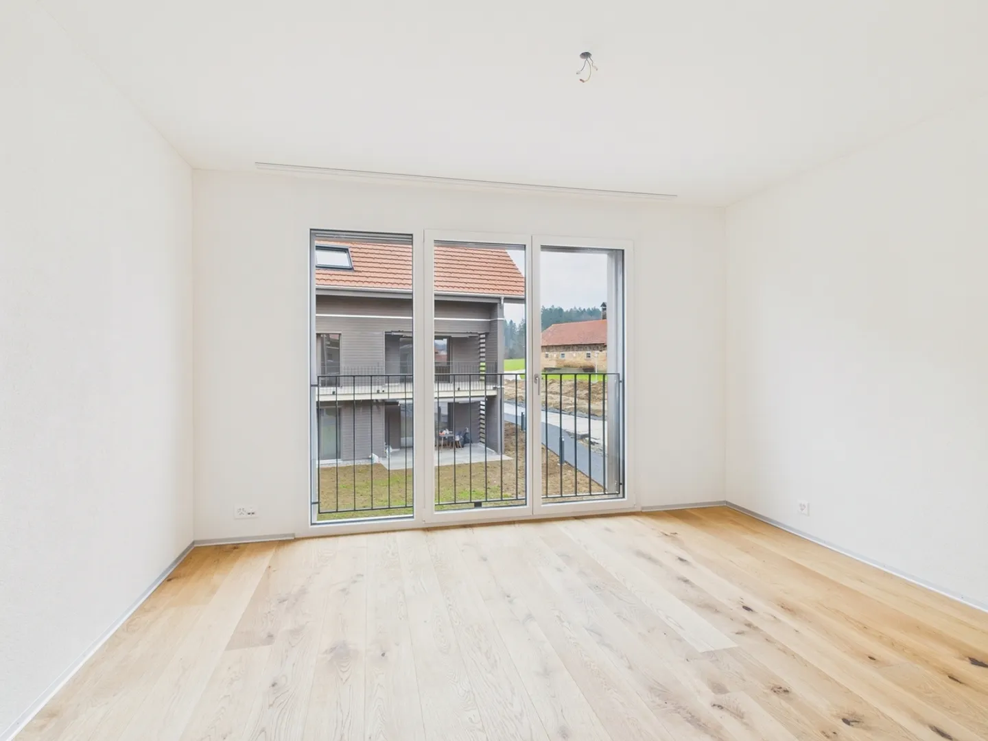 Nouvelle construction - Appartement 4.5 pièces à Rapperswil BE - Première occupation ! - Photo 8 sur 13