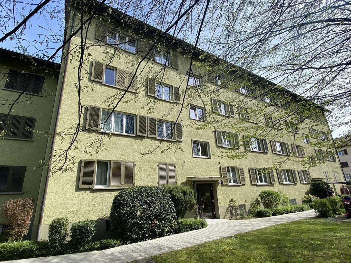 Appartamento d'epoca ristrutturato in posizione tranquilla limitato fino al 31.3.2027 - Foto 1 di 8