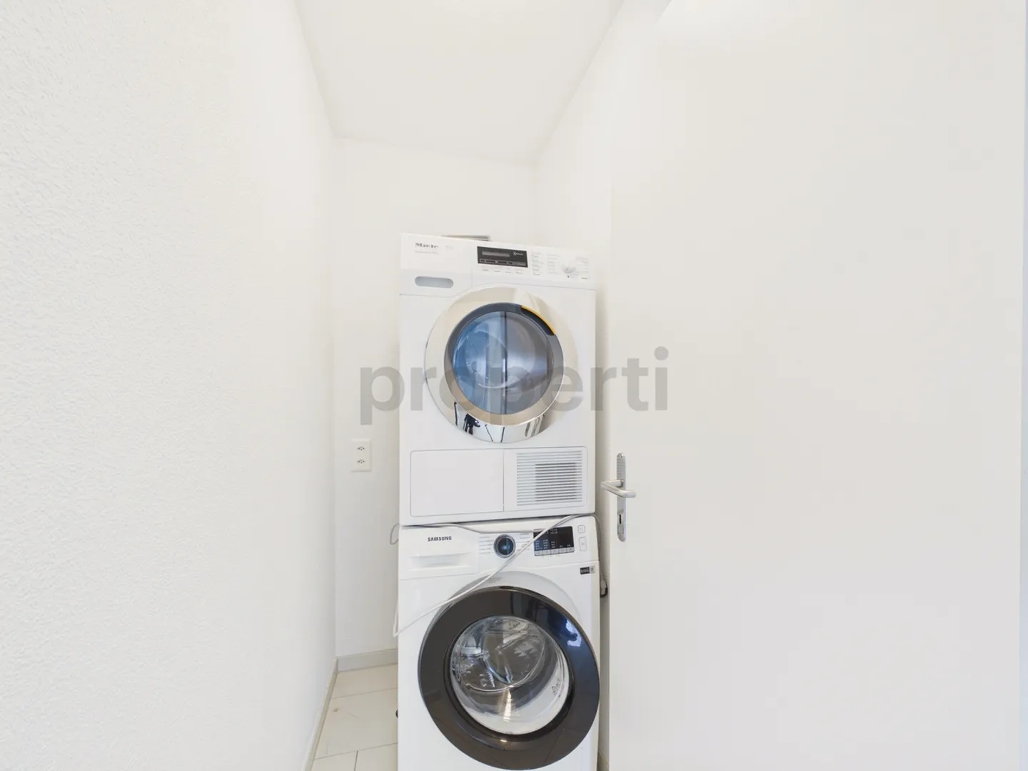 Modernes Apartment in Eglisau - Foto 10 von 13