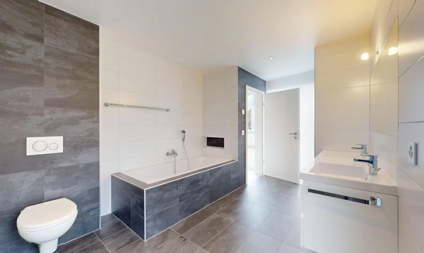 Large luxury villa with exceptional panorama 30 minutes from Lausanne - Photo 11 of 13