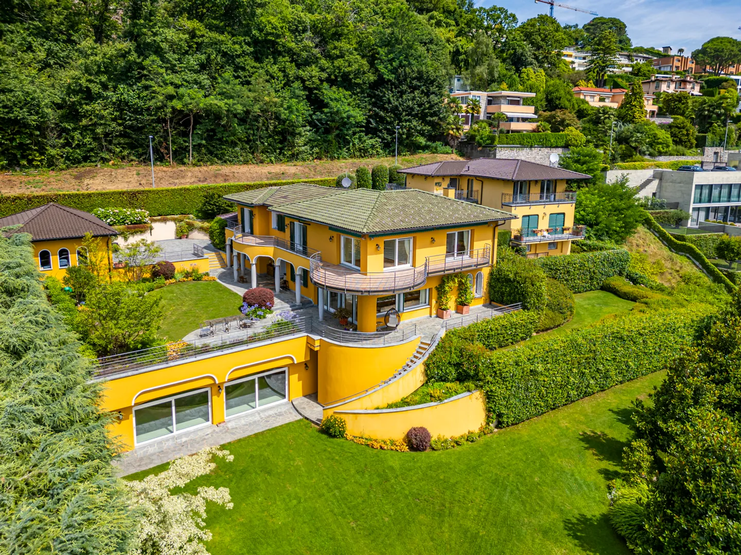 Villa Sissi | Eine exklusive Immobilie auf den Hügeln von Porza - Foto 3 von 16