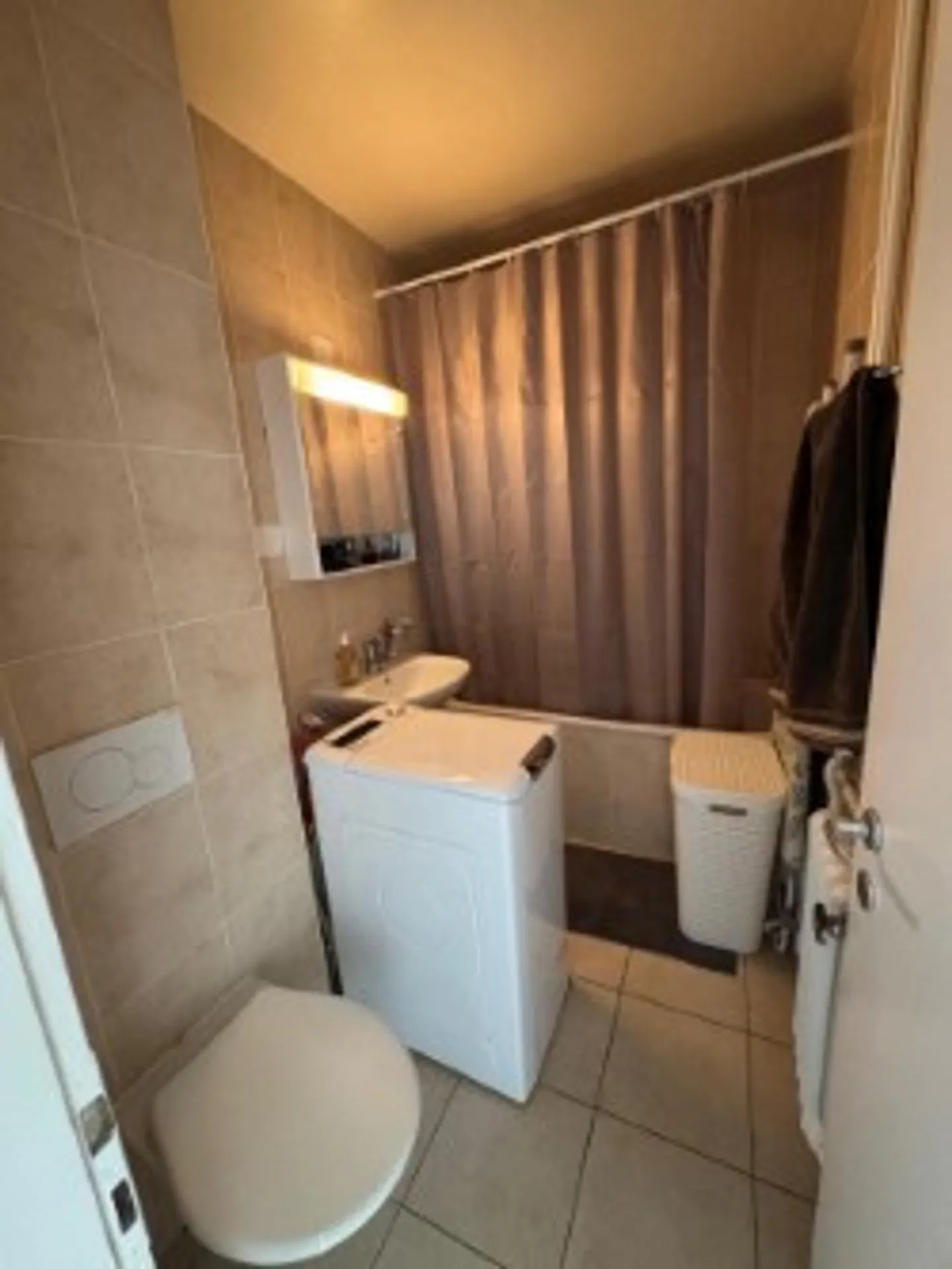 Wir bieten Ihnen eine 1,5-Zimmer-Wohnung in Champel an - Foto 3 von 4