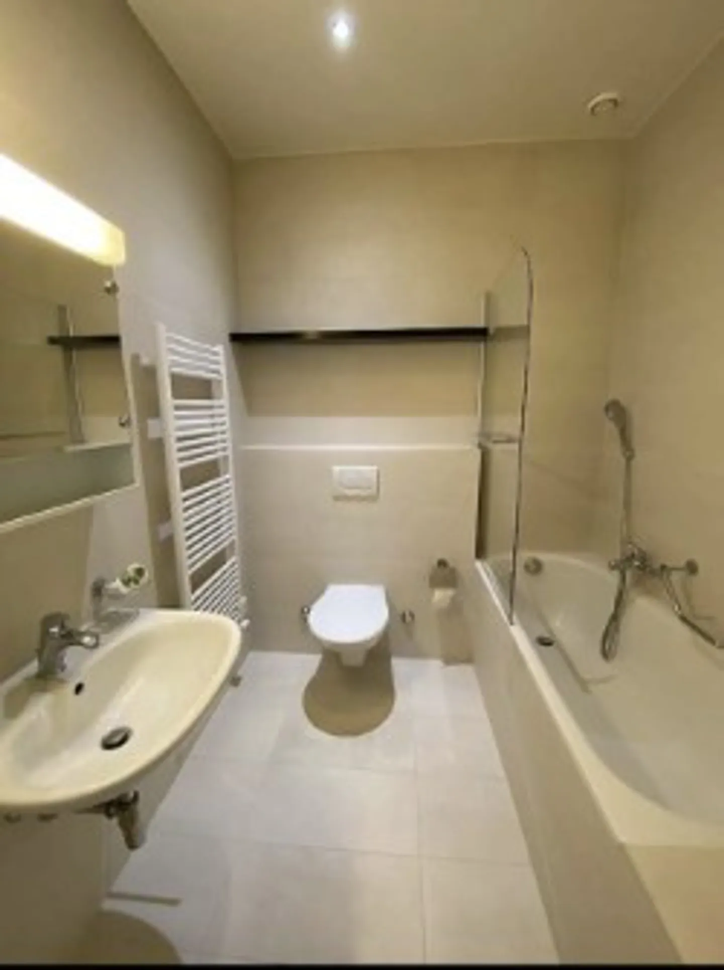 Wir bieten Ihnen eine 2-Zimmer-Wohnung in Servette an - Foto 5 von 5