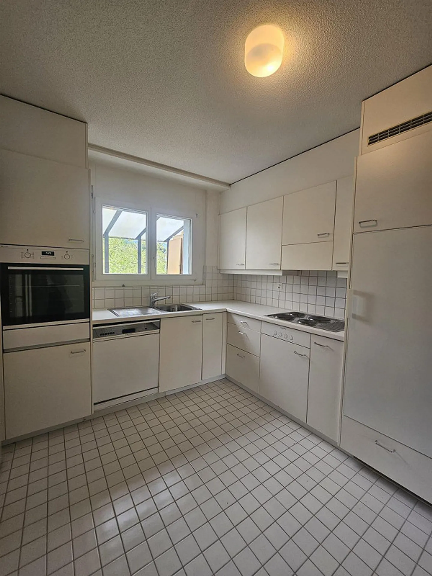 Vivre sur deux niveaux 4.5 pièces appartement duplex à Ittigen - Photo 1 sur 7