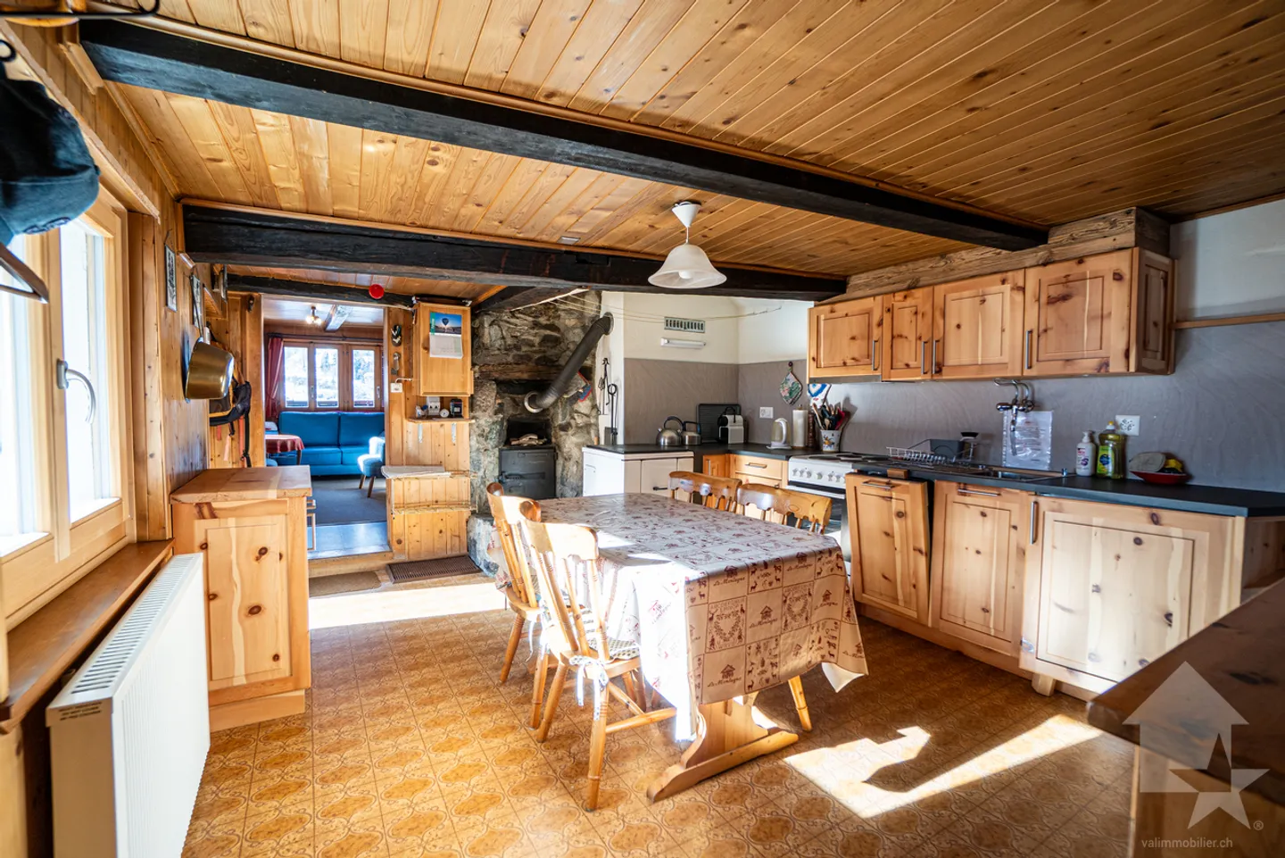 Chalet Charmant avec Vue Montagne - Photo 5 sur 13