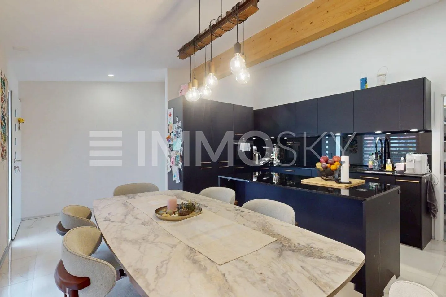 Vue unique depuis votre salon et emplacement stratégique ! - Photo 3 sur 5