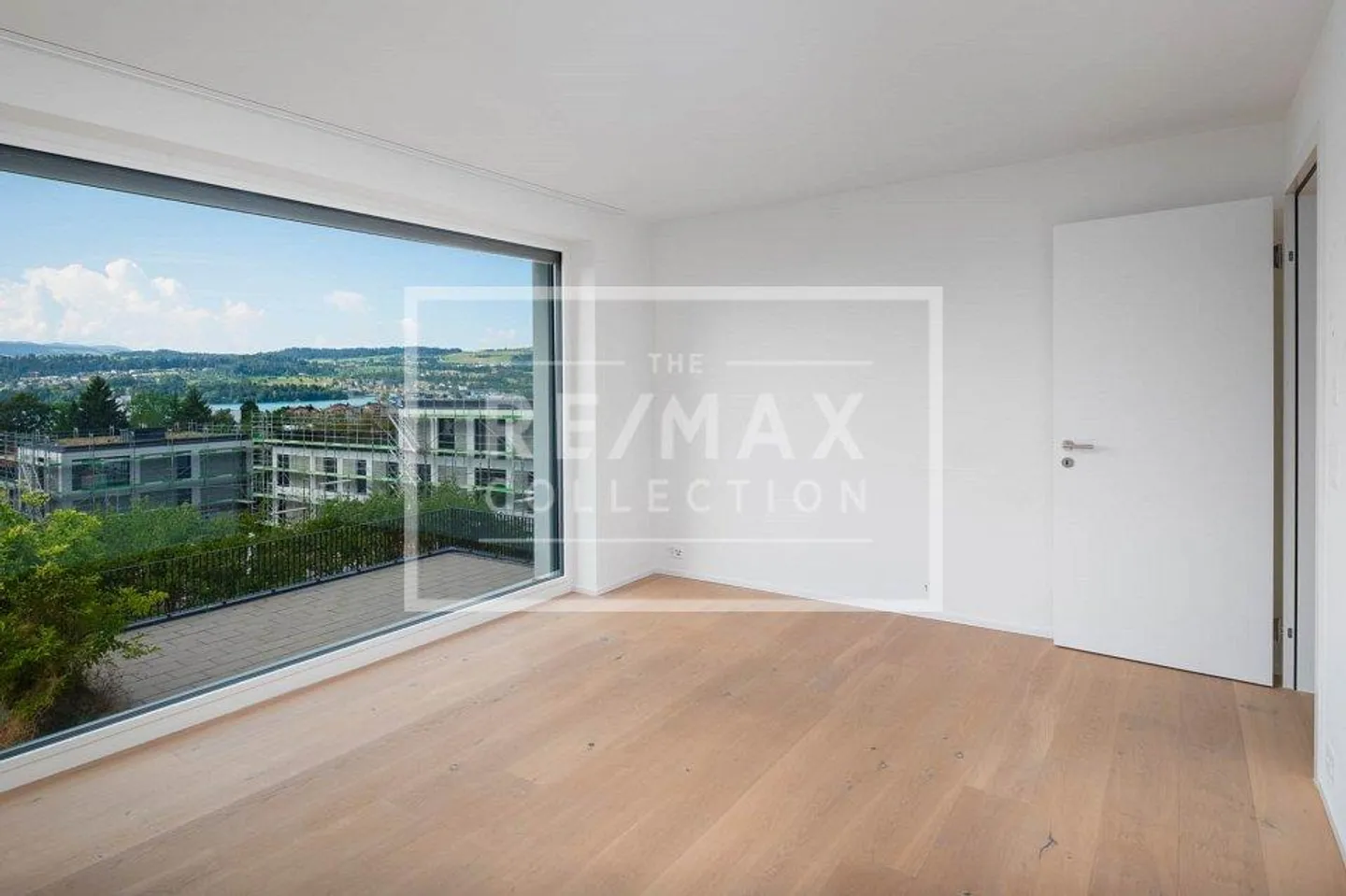 Maisonette Premium con Terrazza sul Tetto e Vista Lago - Foto 5 di 13