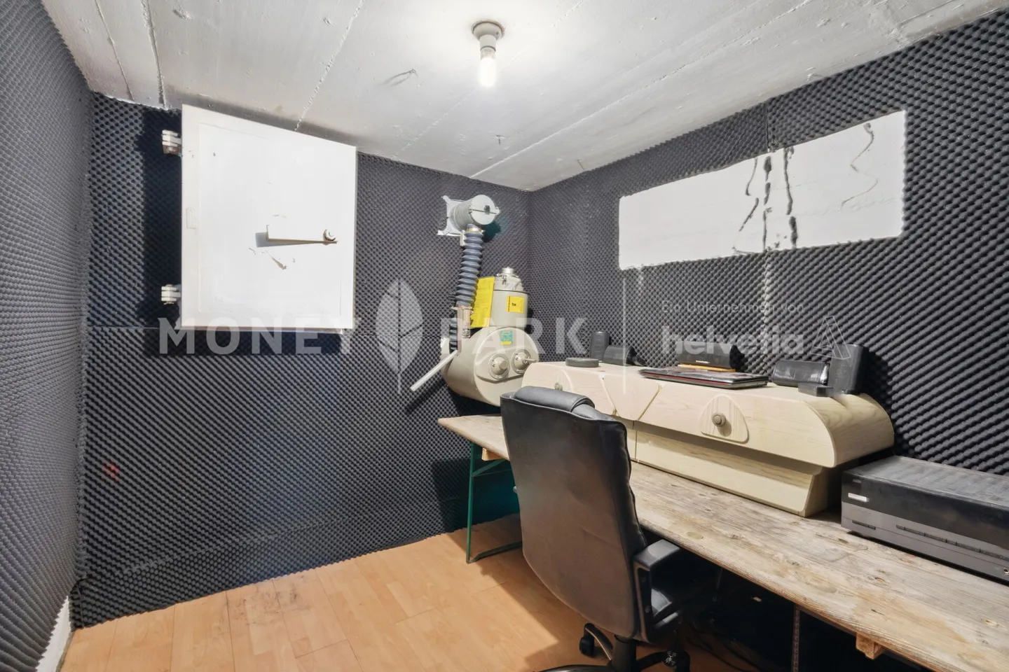 Maison individuelle de 6,5 pièces avec beaucoup de charme et une idylle de jardin - Photo 8 sur 14