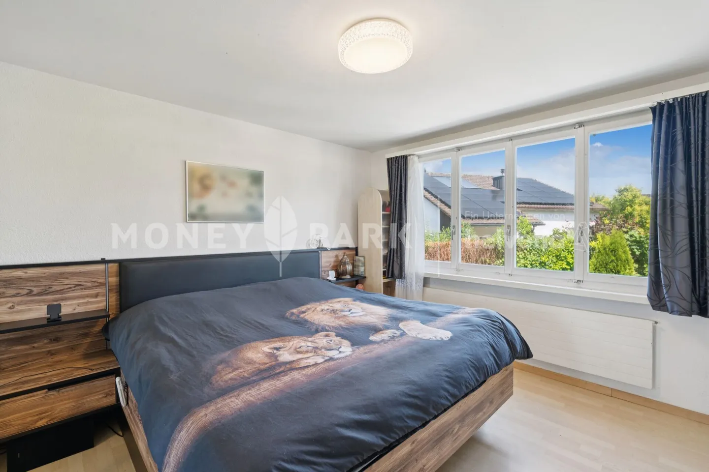 Maison individuelle de 6,5 pièces avec beaucoup de charme et une idylle de jardin - Photo 5 sur 14