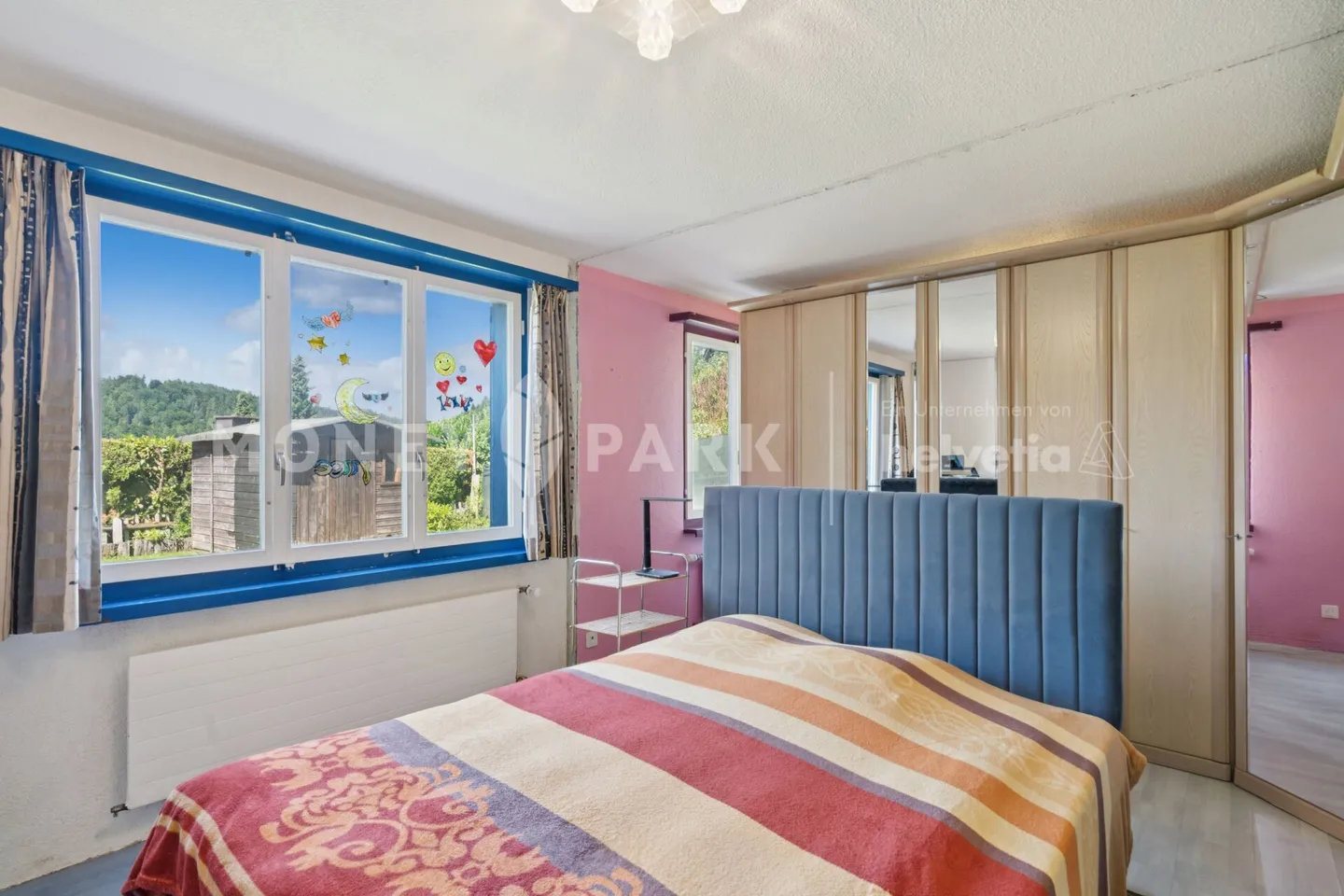 Maison individuelle de 6,5 pièces avec beaucoup de charme et une idylle de jardin - Photo 6 sur 14