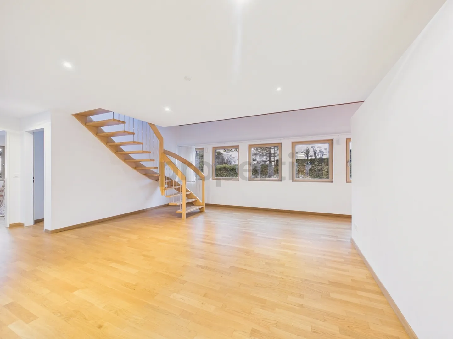 Maisonette spaziosa di 4,5 stanze con balcone, Maienfeld - Foto 1 di 13