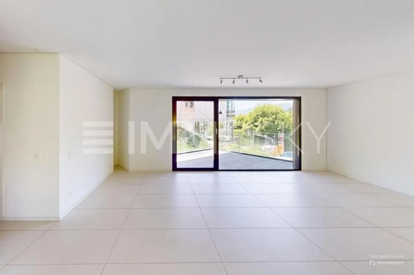 «In zona residenziale soleggiata e vicino ai mezzi pubblici» - Foto 3 di 10