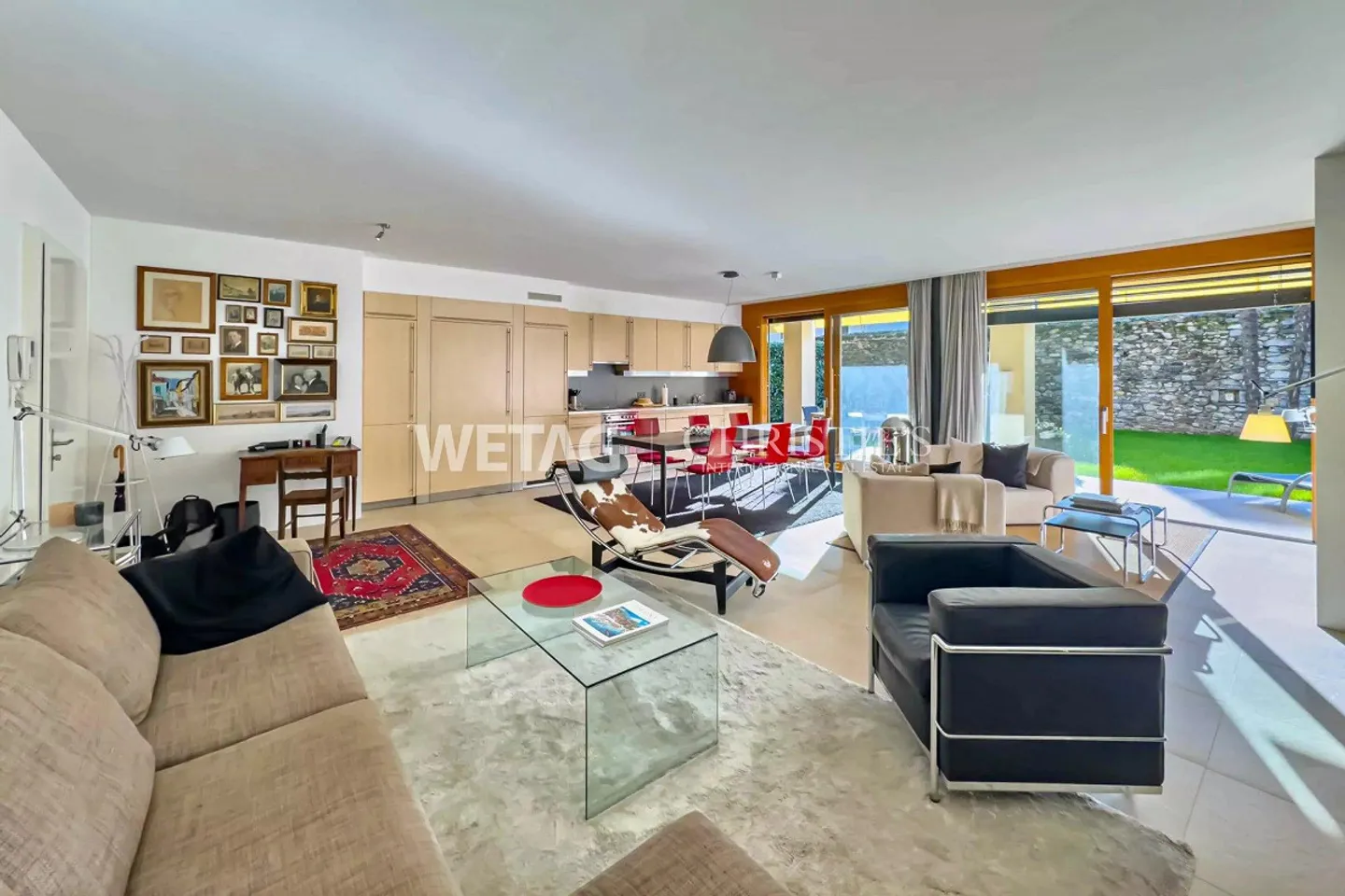 Nel cuore di Ascona, appartamento moderno con giardino privato in vendita - Foto 2 di 13