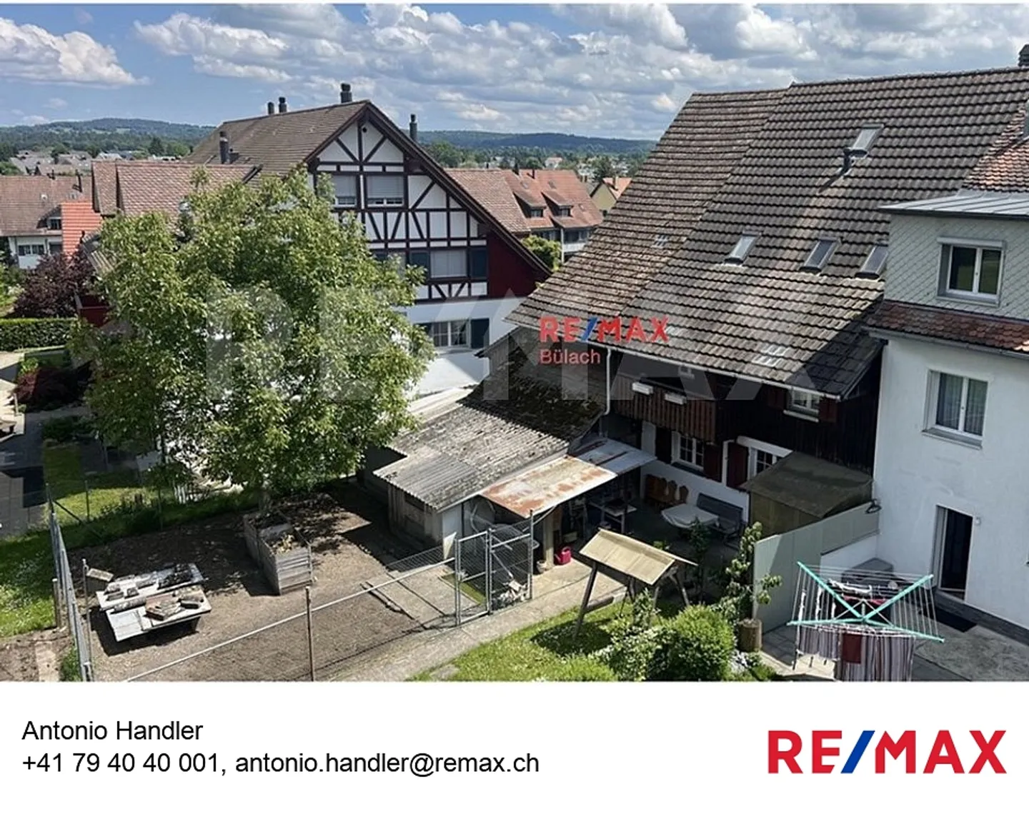 Ferme de 9½ pièces avec terrain à bâtir, charme et potentiel à Niederglatt - Photo 1 sur 1