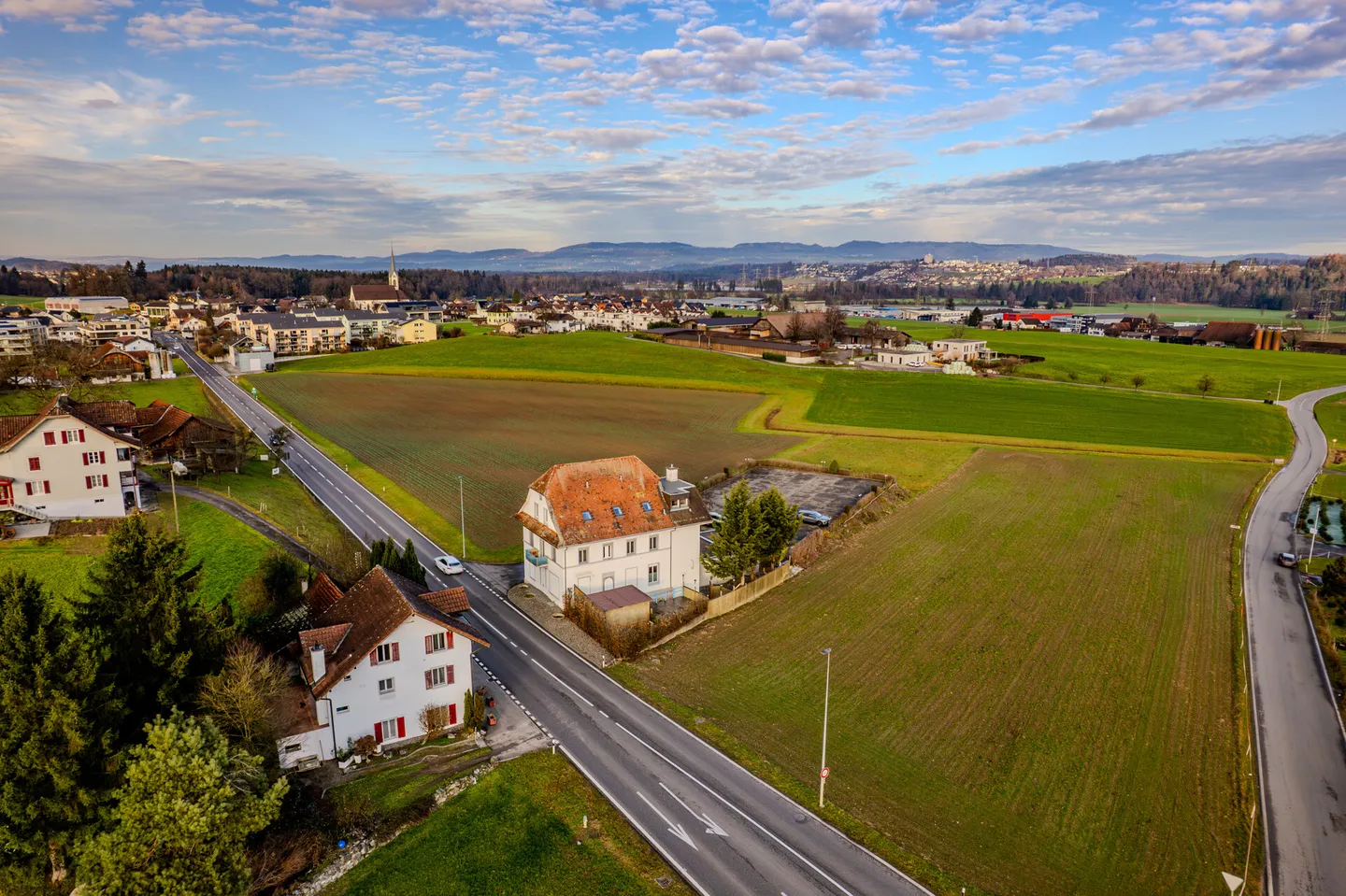 Gewerbeliegenschaft mit Potenzial - Foto 1 von 17