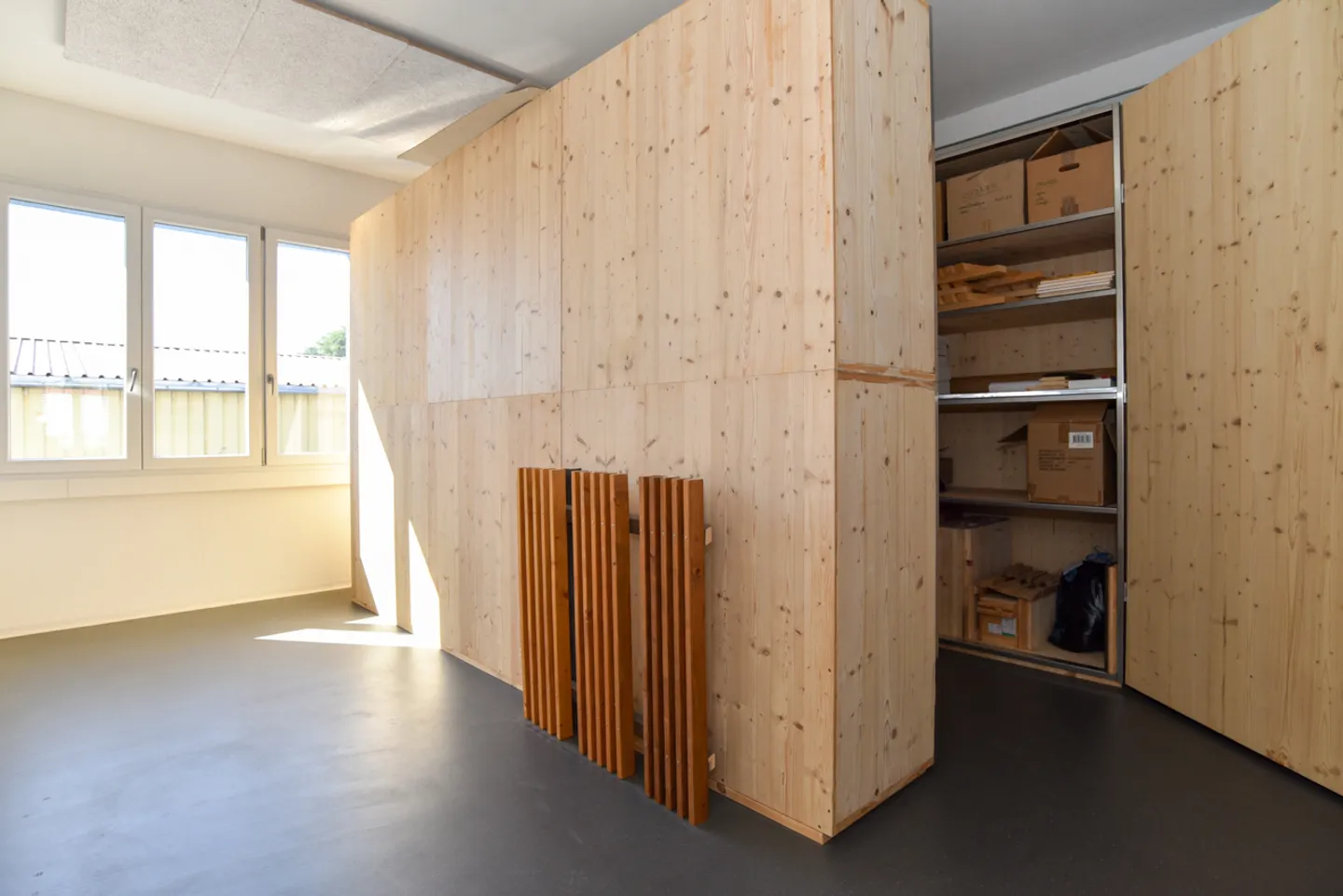Modernes Büro in Gränichen - Foto 3 von 11