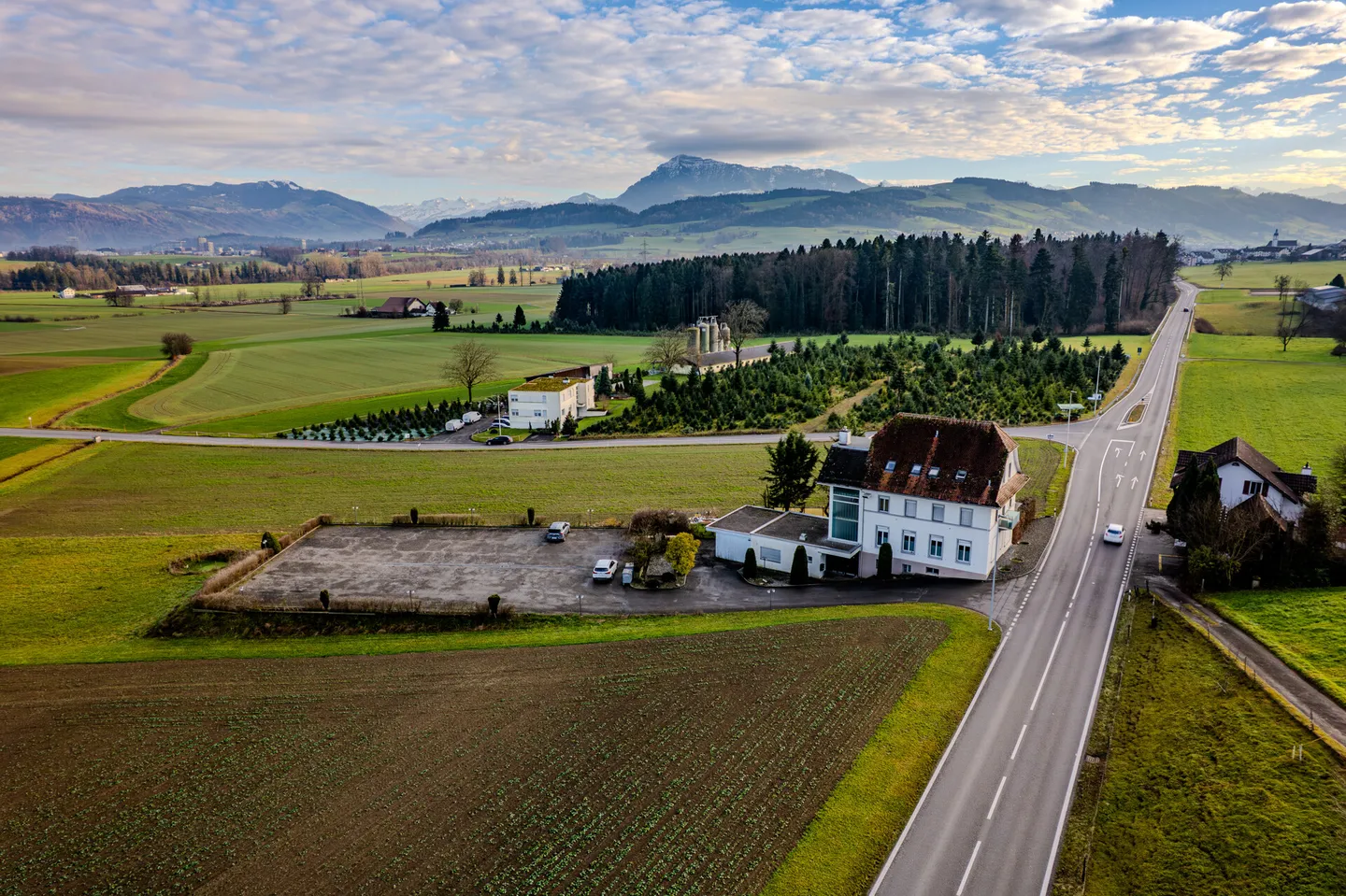 Gewerbeliegenschaft mit Potenzial - Foto 4 von 17